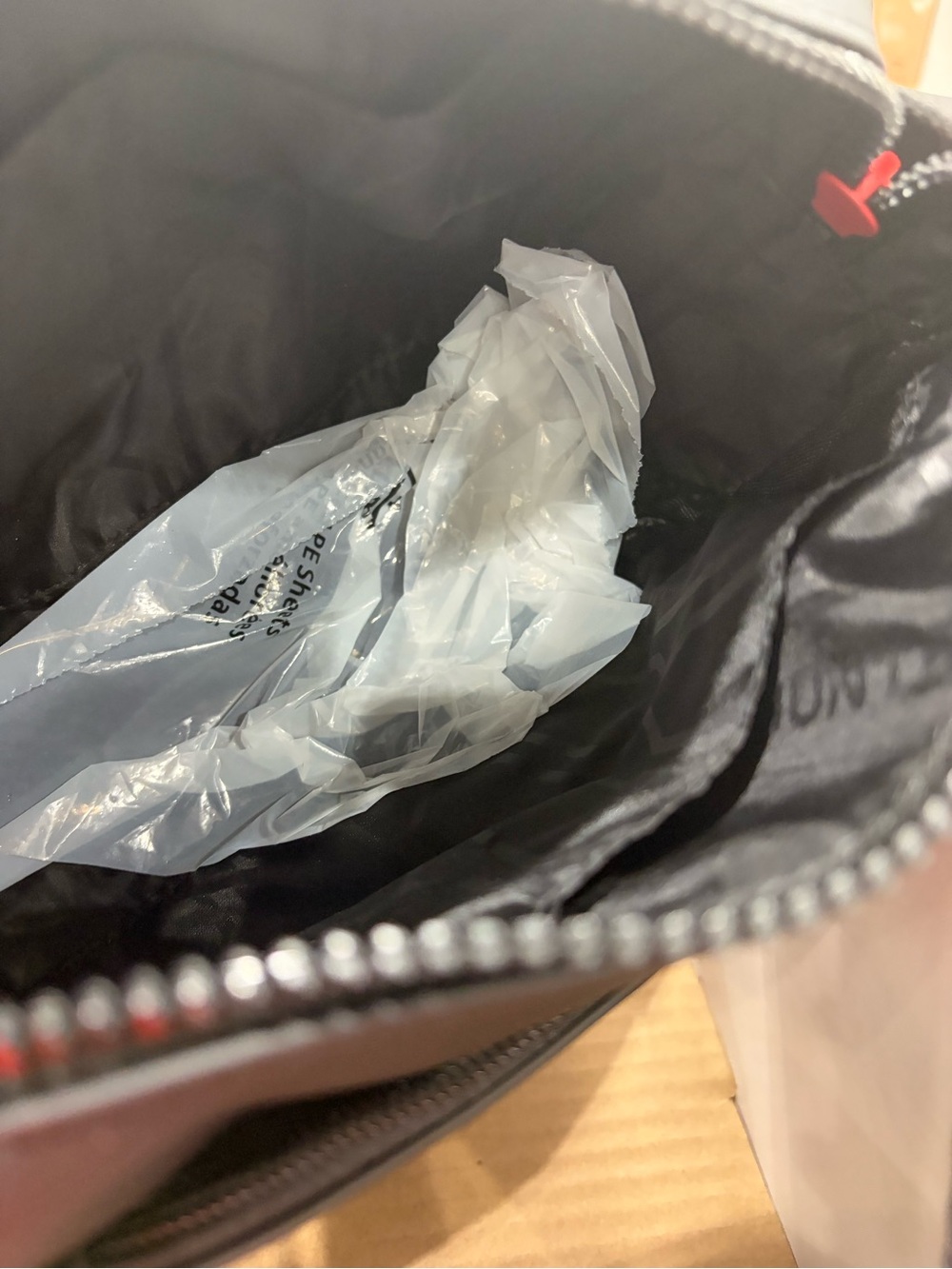 Hunter Black Crossbody Bag with Red Accents - black-or white(pick own color)new - Picture 16 of 16